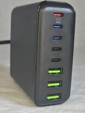 8-Port USB Hub Compact Charging Station USB-C USB-A Desktop Charger Adapter